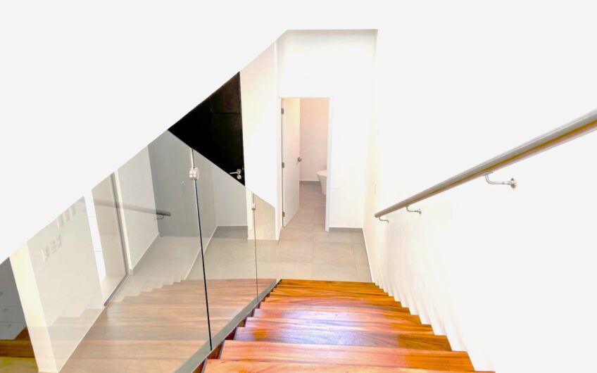 La Mirada Residencial