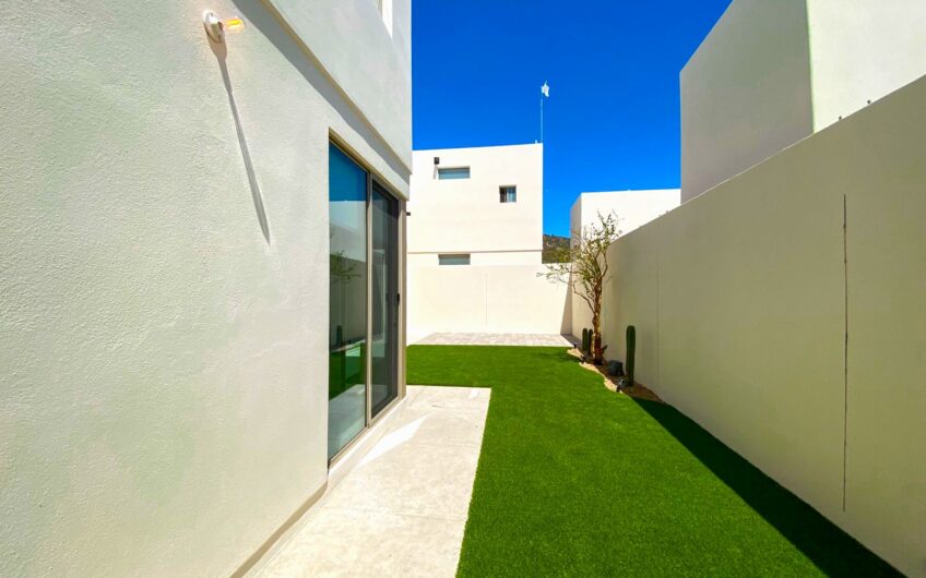 La Mirada Residencial