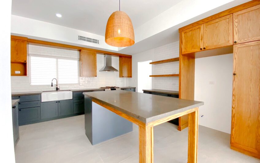 La Mirada Residencial