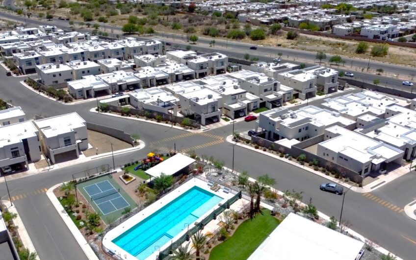 La Mirada Residencial