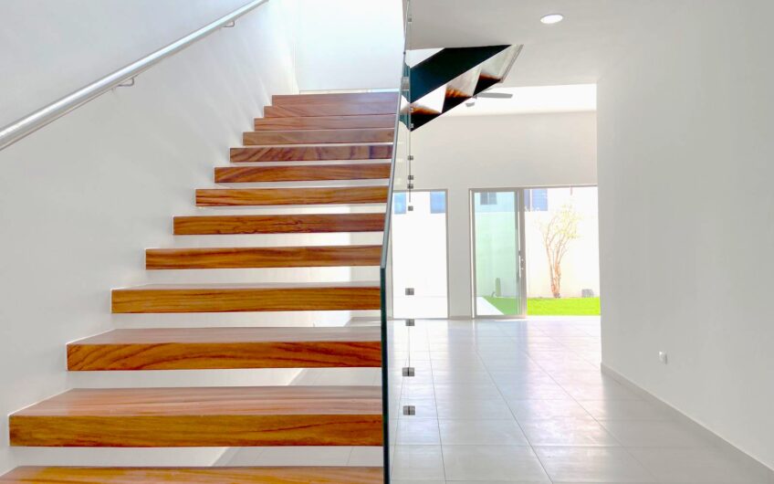 La Mirada Residencial